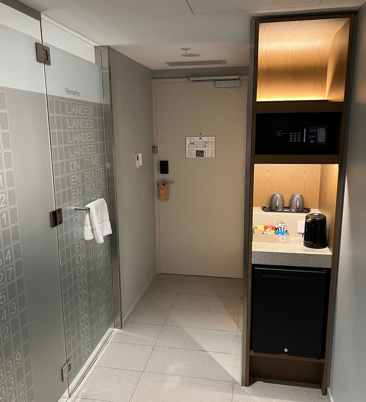 Review: Holiday Inn Express Sydney Airport (SYD) - One Mile at a Time