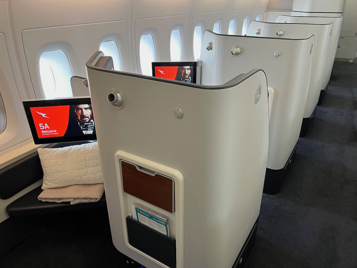 Review Qantas First Class Airbus A380 Syd Lax One Mile At A Time