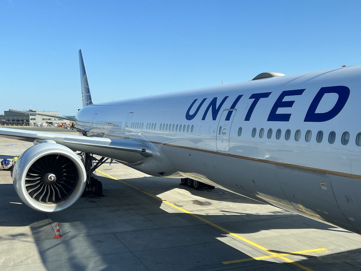 Oeps: de 'tijdreis'-vlucht van United Airlines is in het verkeerde jaar geland