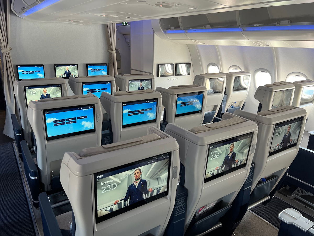 ITA Airways A330-900neo Premium Economy Review [GRU-FCO]