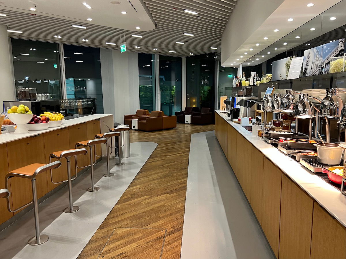 Review: Lufthansa Business Lounge Munich Airport (MUC) - One Mile at a Time