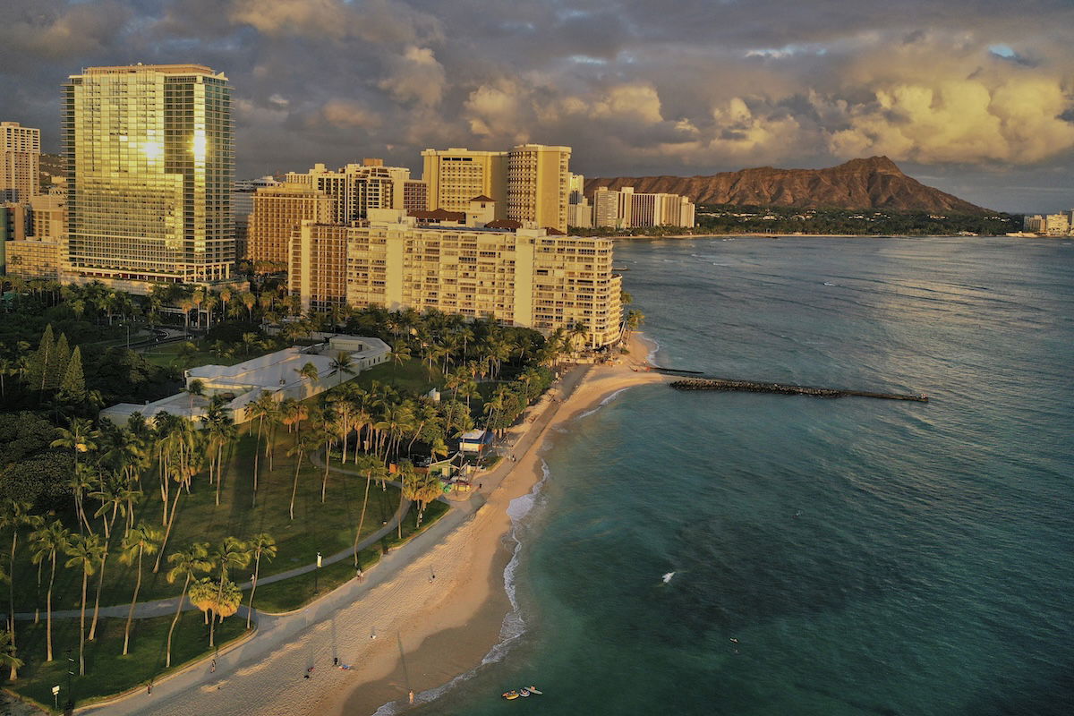 Trump Hotel Waikiki se convierte en Wākea Waikiki Beach, Hilton LXR