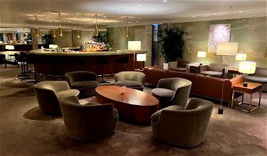 Splendid: Cathay Pacific First Class Lounges Hong Kong
