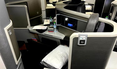 Earn 50x AAdvantage Miles With Stand Up To Cancer Donations
