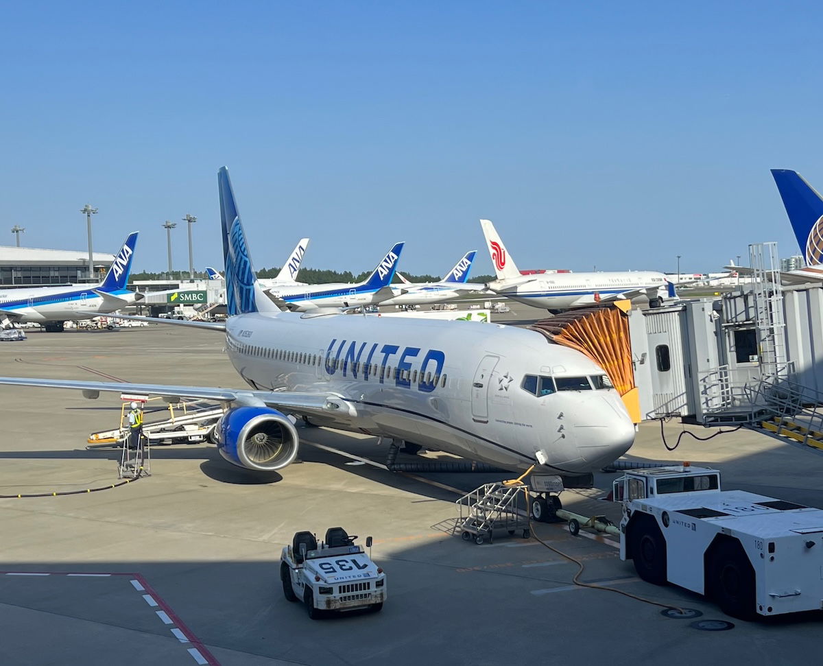 United Airlines’ controversial policy on flag pins for employees