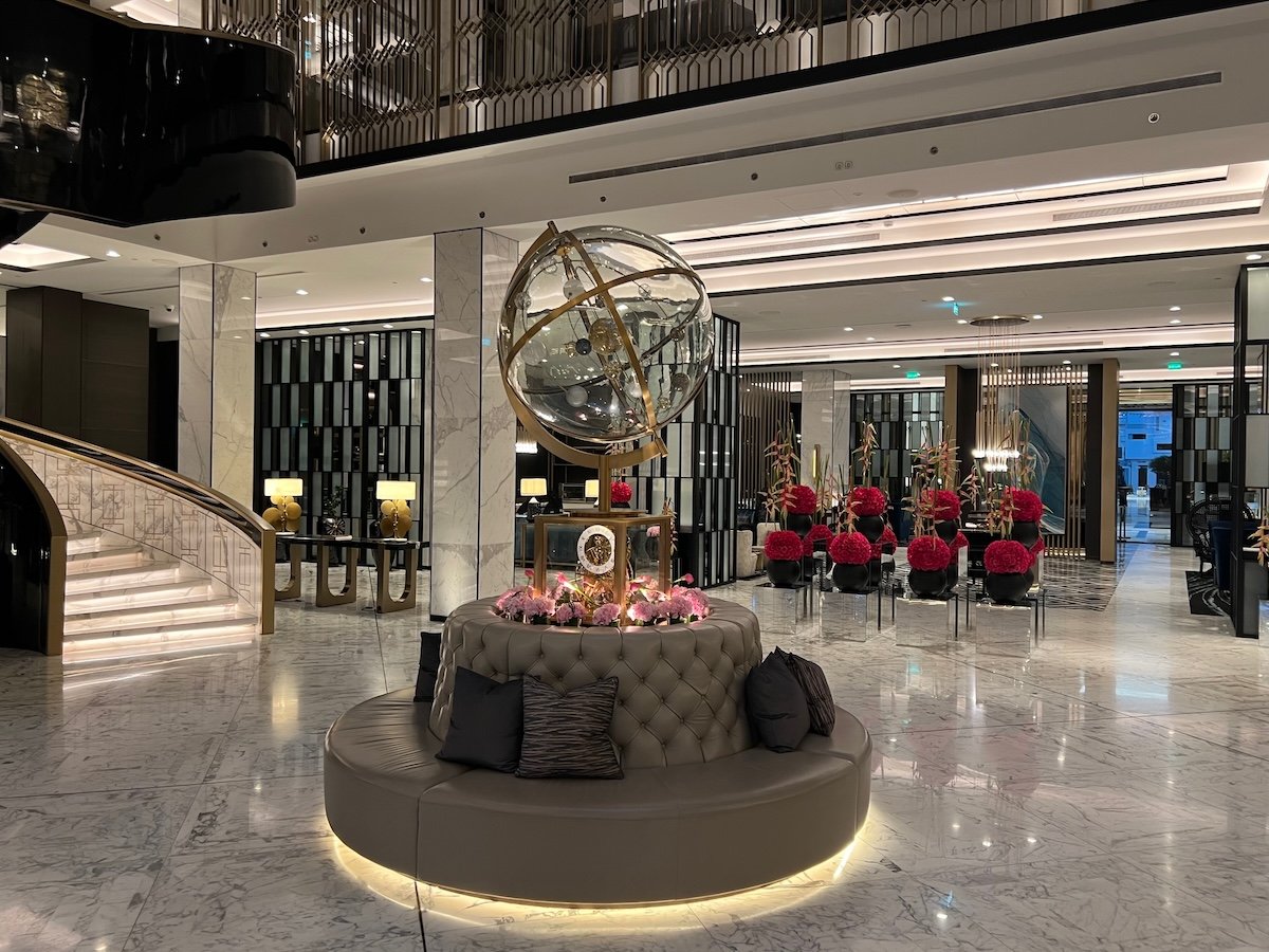 Waldorf Astoria Kuwait: A Luxurious Night At The Mall - One Mile at a Time