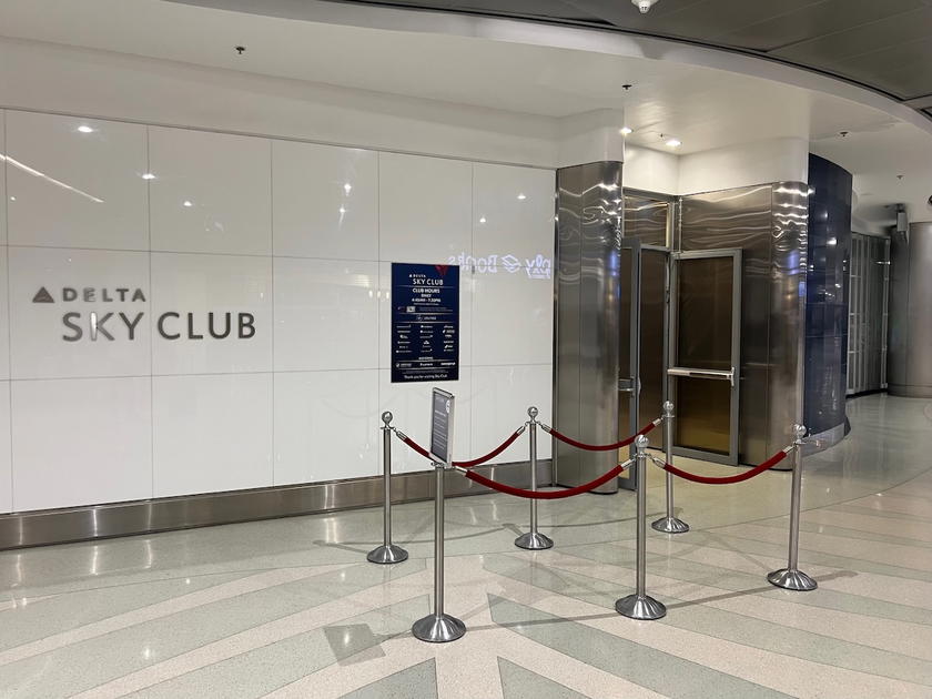 Priority entry lane sign at a Delta Sky Club in Miami
