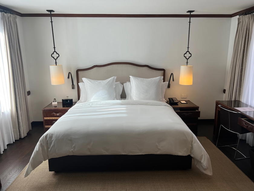 Hotel desk area with lamp and outlets at Four Seasons Bogota Casa Medina