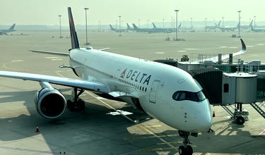 Cash Compensation For Delayed Flights? Trump Cancels Biden’s Plan