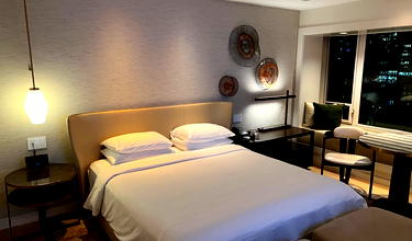 7 Reasons To Get The World Of Hyatt Business Card