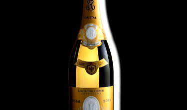 Singapore Airlines Serving Cristal Champagne In First Class