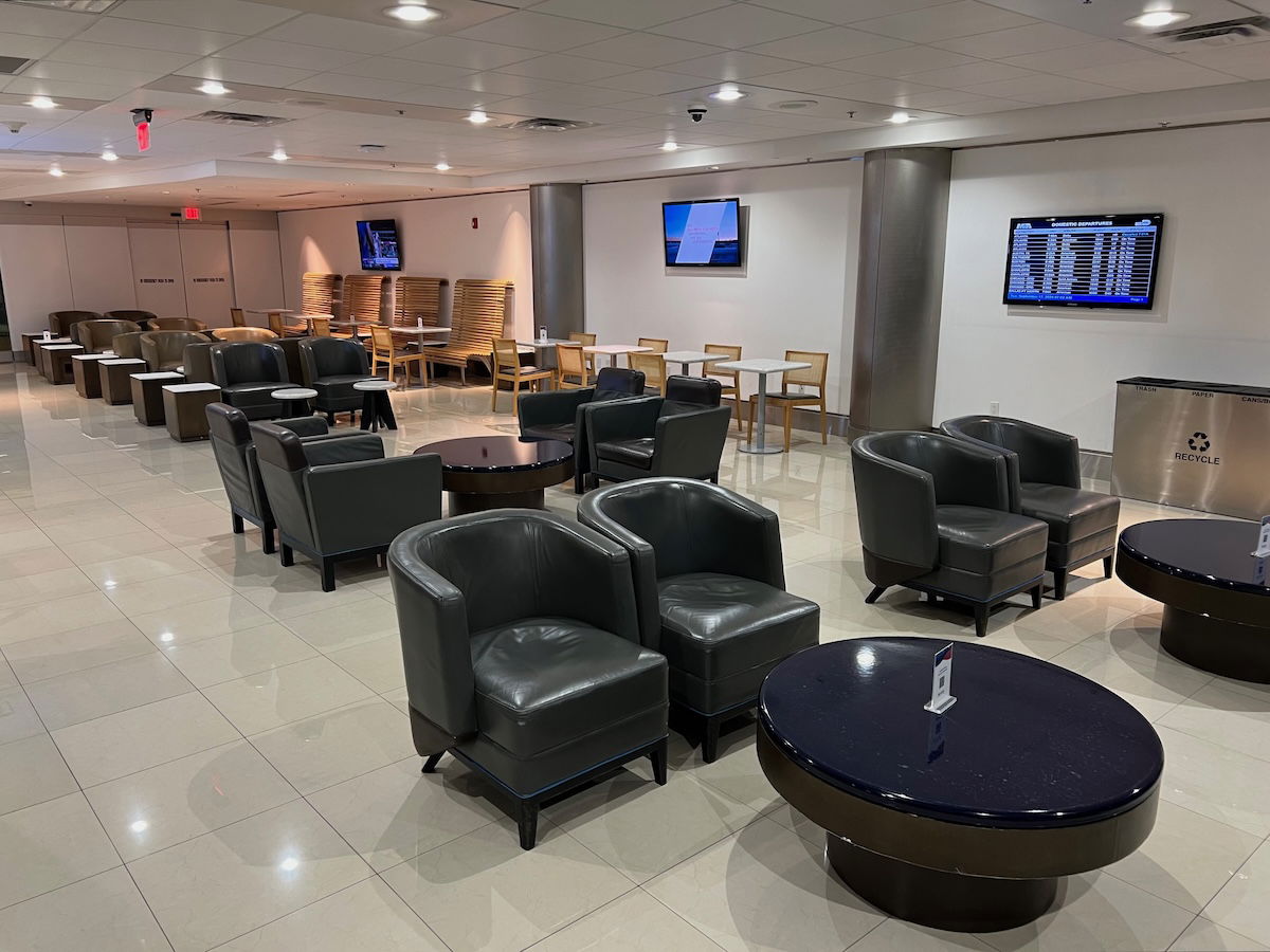 Overview: LATAM Lounge Miami Airport (MIA)