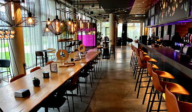 Review: Moxy Paris Charles De Gaulle Airport (CDG)