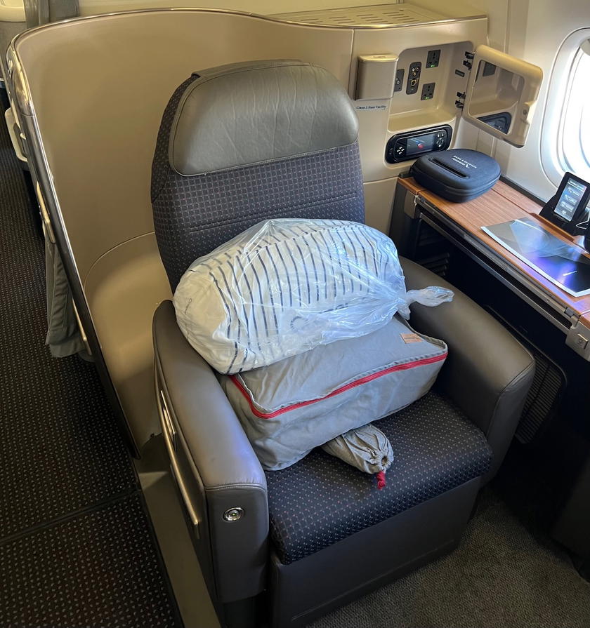 American Airlines first class cabin aboard a Boeing 777