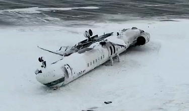 Delta Offers Crash Victims $30K Compensation, No Strings Attached