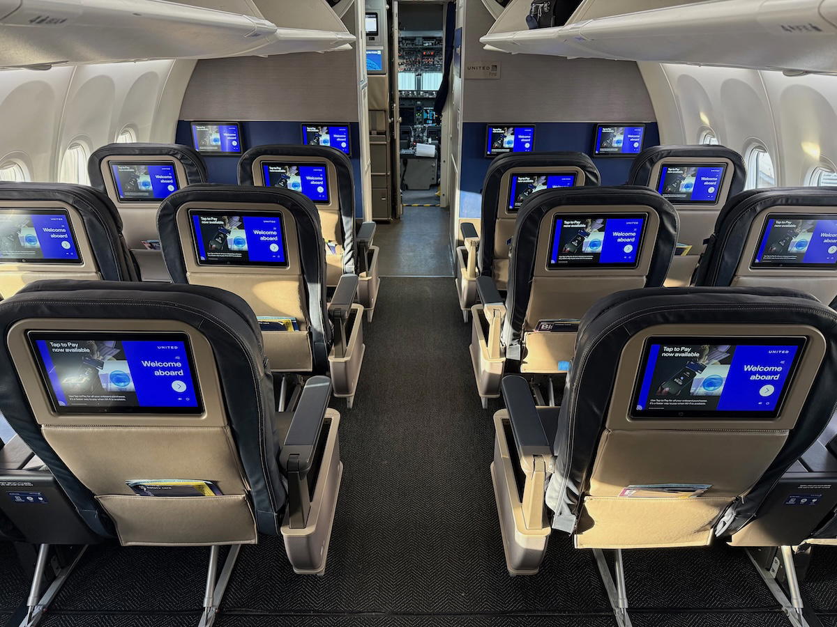 Kick First Class Good: United Threatens To Kick Off Passengers Who Don’t Use Headphones ...