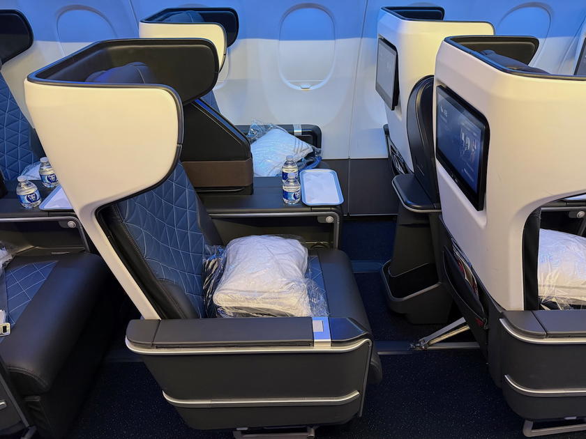 Delta First Class cabin seating aboard an Airbus A321neo