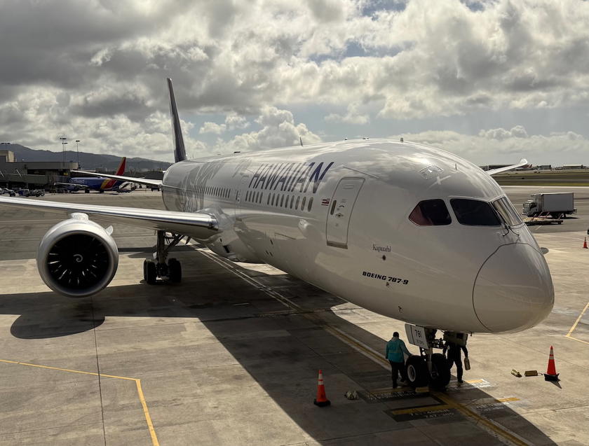 Hawaiian Airlines first class seat aboard a Boeing 787