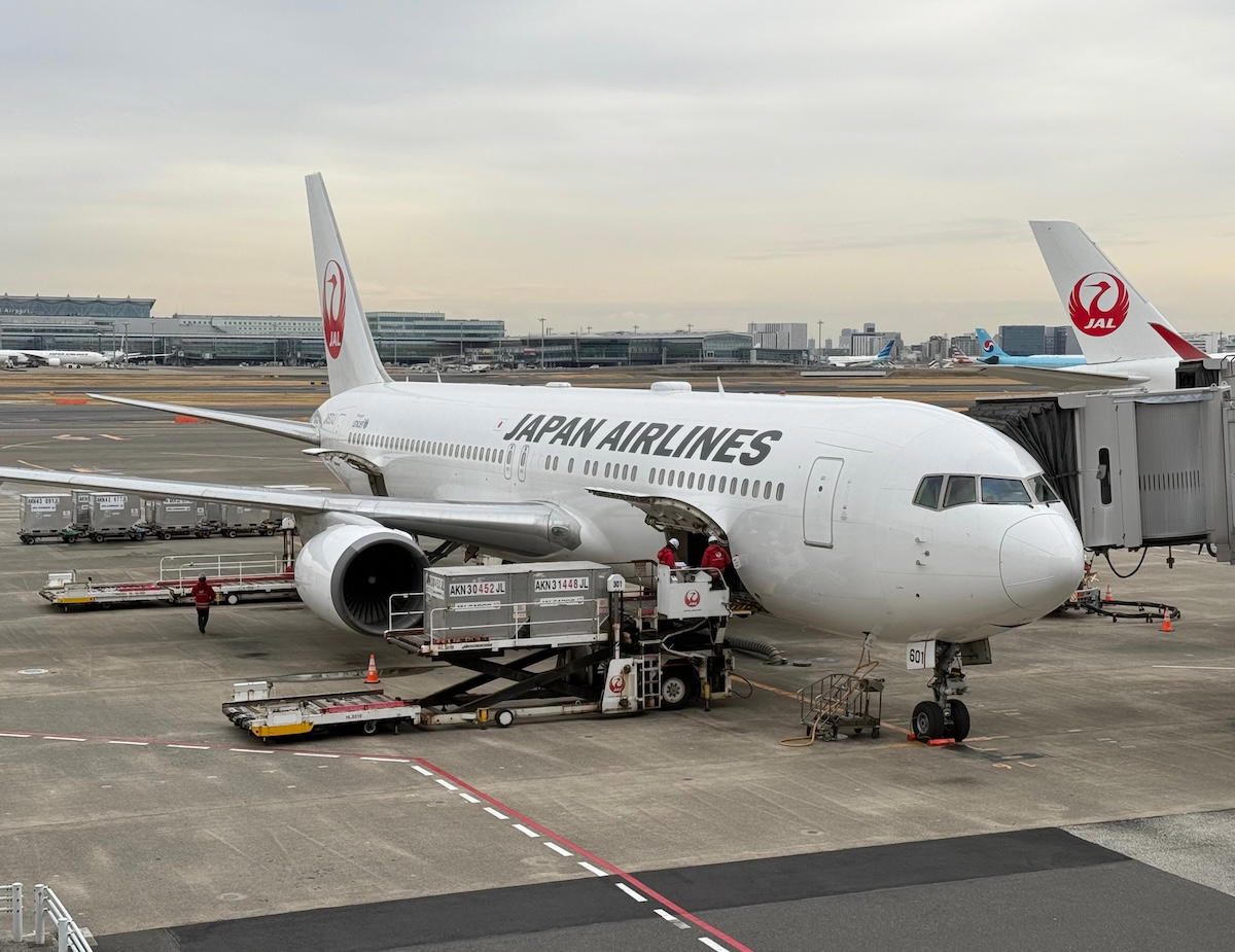 Ouch: Japan Airlines Fully Bans Flight Attendants From Drinking On Layovers