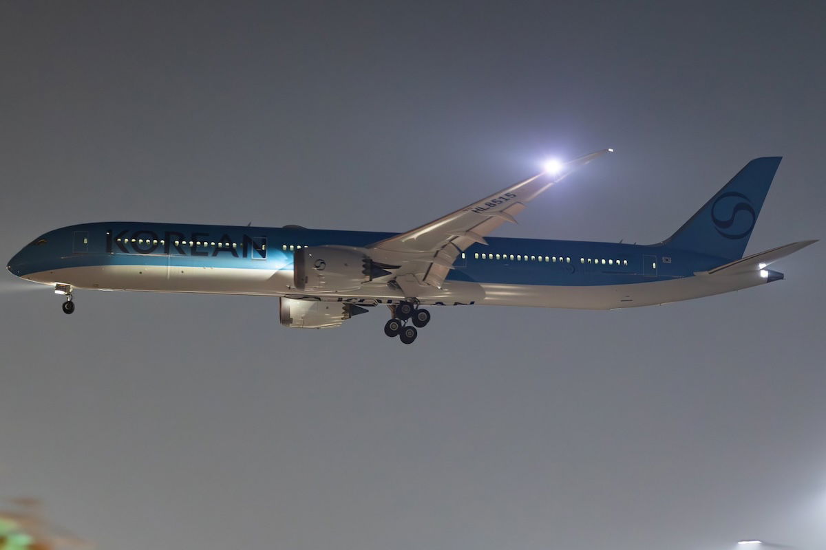 Korean Air Unveils New Livery: Fashionable, Blue, And Boring?