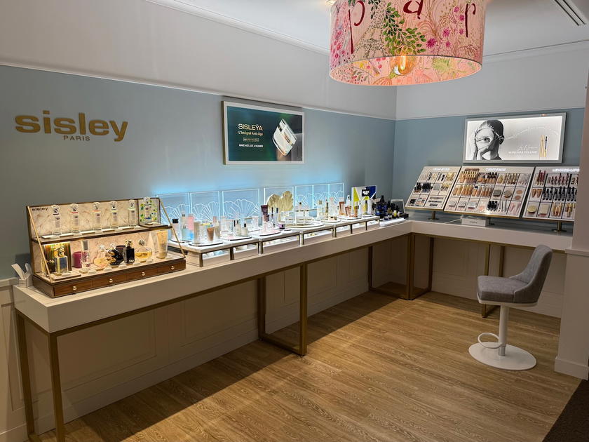 Sisley spa treatment room in the Air France La Premiere Lounge in Paris