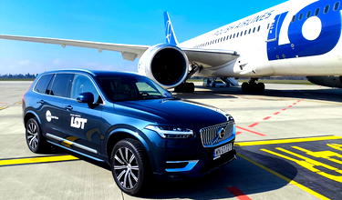 LOT’s $78 Warsaw Airport Limo Service To Aircraft