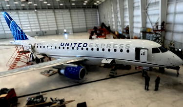 United Shuts Down Starlink Wi-Fi Due To Pilot Radio Interference