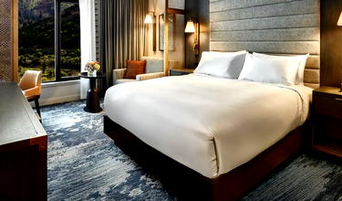 My Awful 74-Minute Call With Hyatt’s New Outsourced Call Center