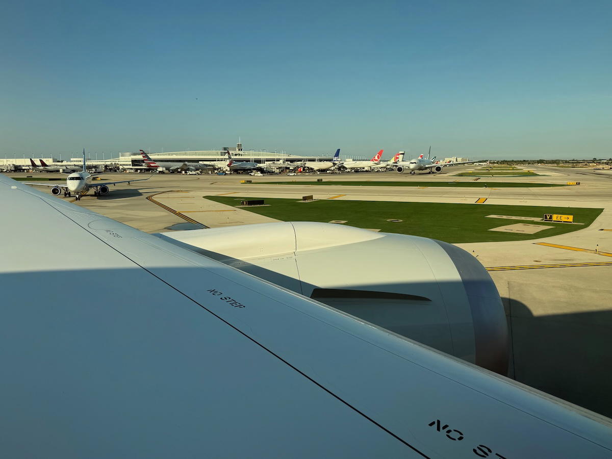 British Airways Hiring Pilot Just To Taxi Planes Around Chicago O’Hare, Not Fly