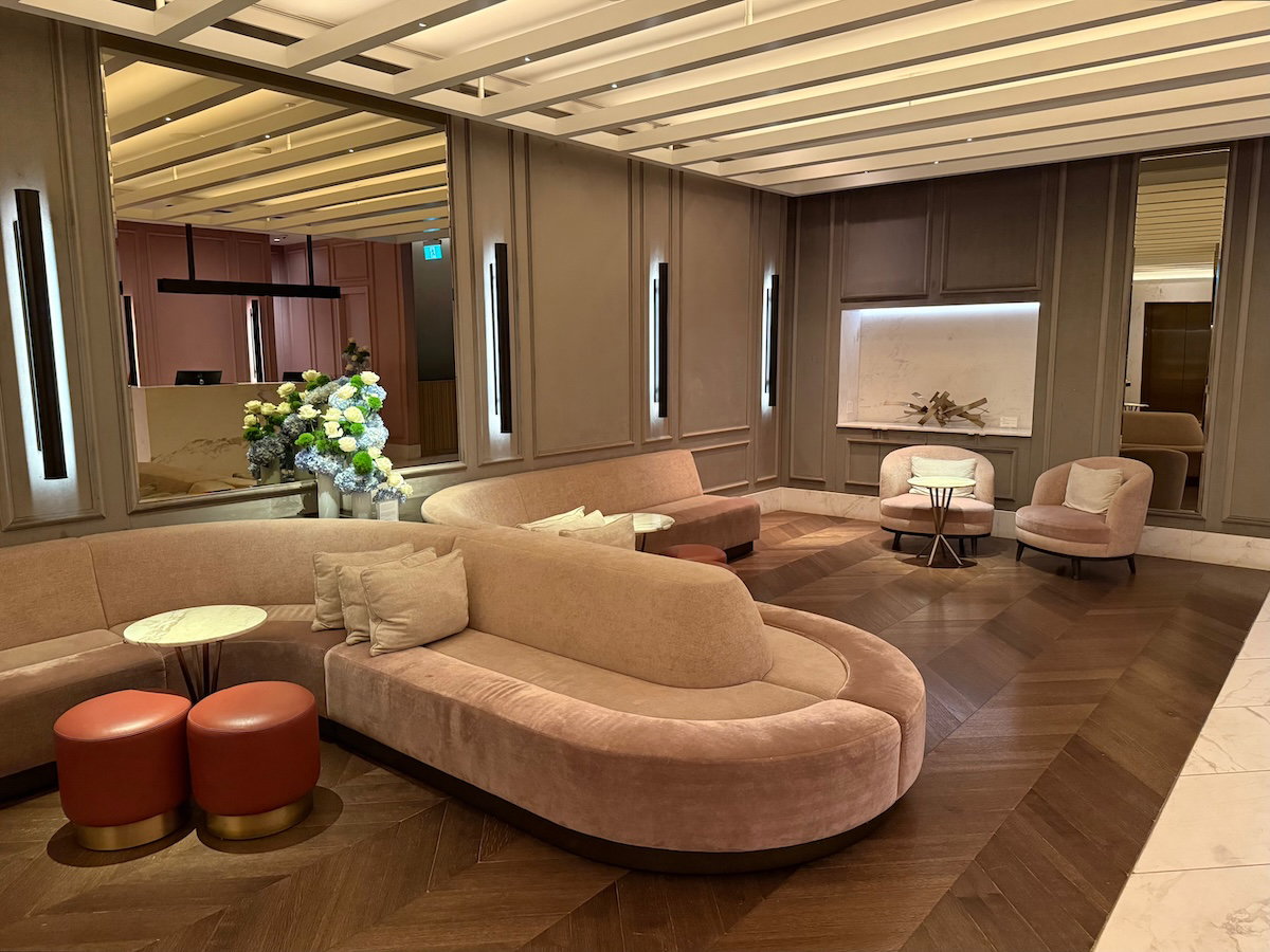 Review: Four Seasons Montreal, Canada (Perfect City Hotel)