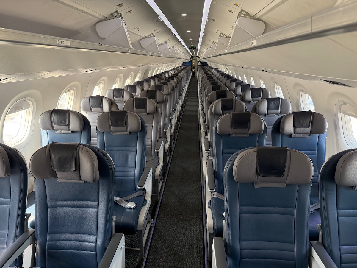Review: Porter Airlines PorterReserve Embraer E195-E2 (FLL-YUL)