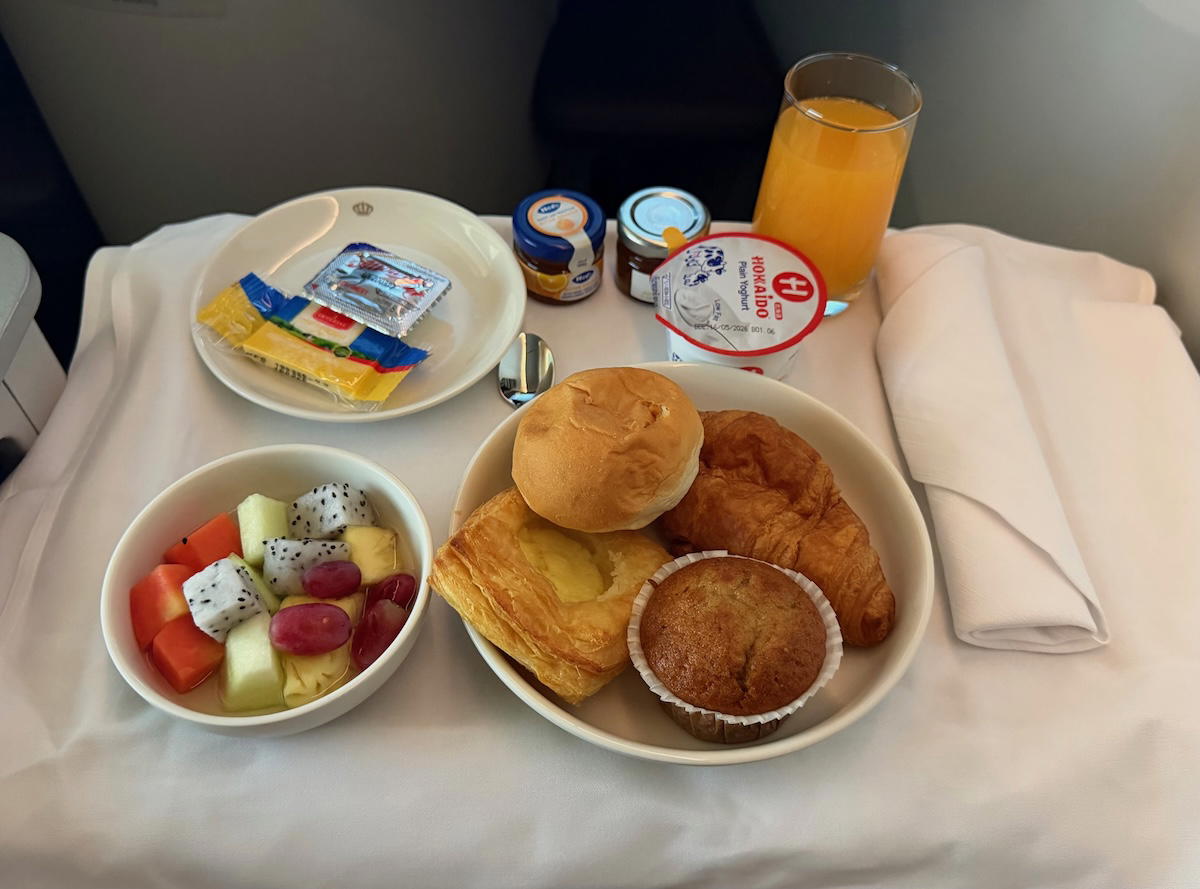 My Royal Jordanian 787 Business Class Flight: Royally Disappointing