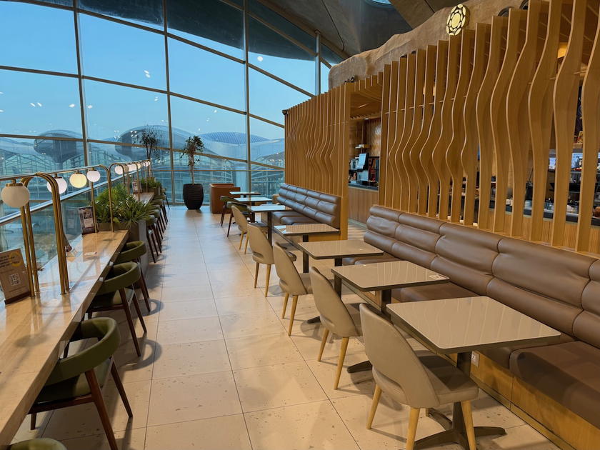 Seating area inside a Plaza Premium Lounge in Amman, accessible with the Amex Business Platinum Card
