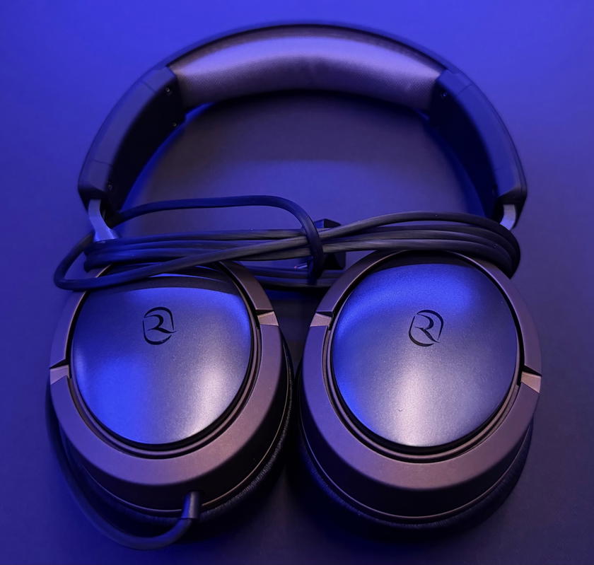 Riyadh Air business class headphones provided to passengers