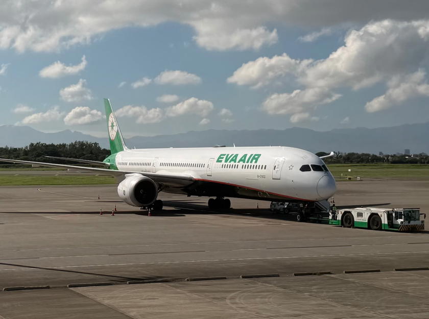 EVA Air Boeing 787-10 at Taipei Taoyuan Airport