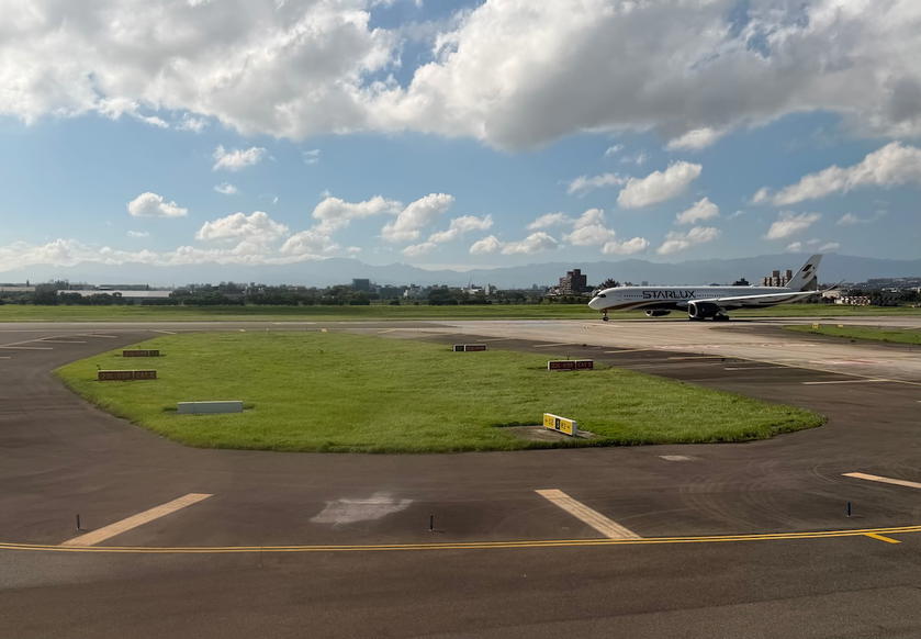 View of the departure runway at Taipei Taoyuan Airport