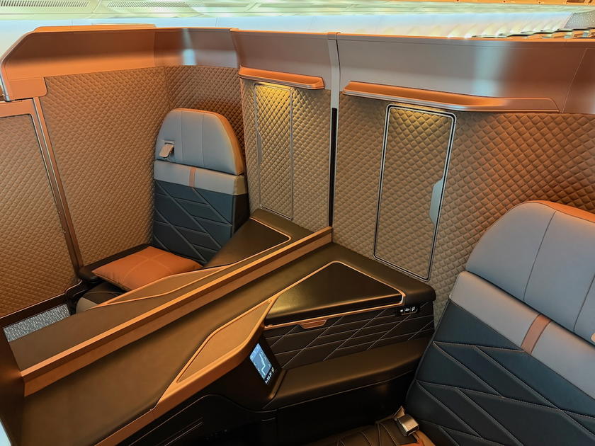 Starlux A350-1000 first class seat 1A
