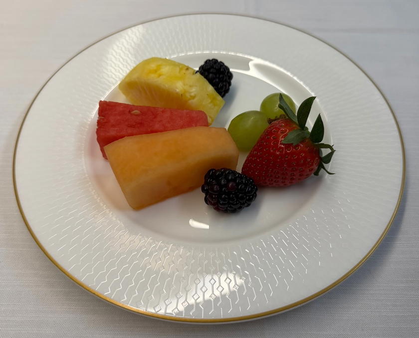 Fruit course served in Starlux Airlines A350 first class