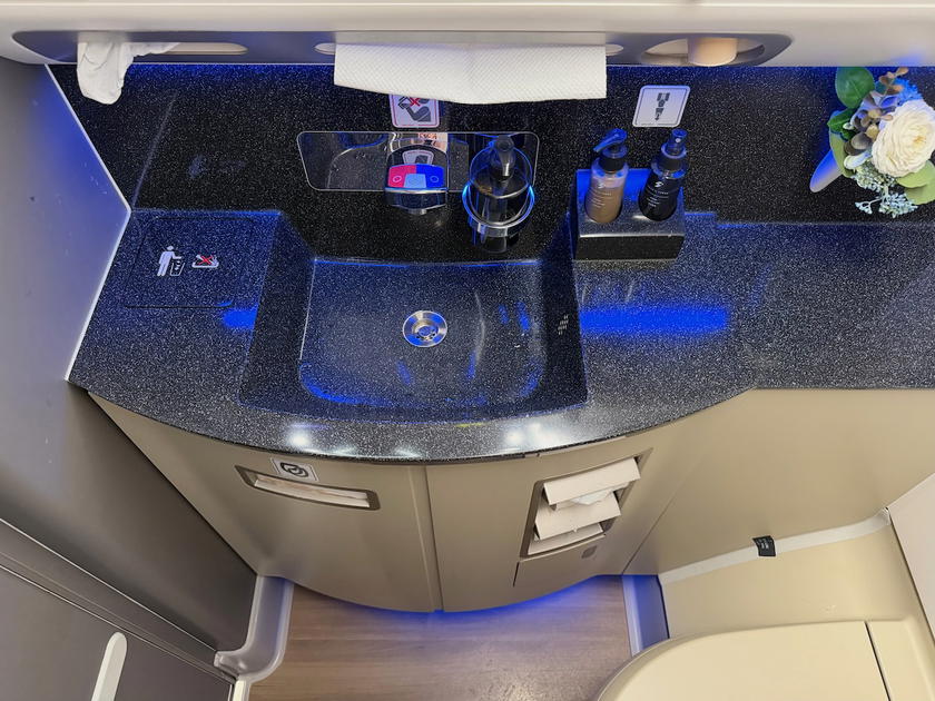 Sink and counter area in the Starlux Airlines A350 first class lavatory