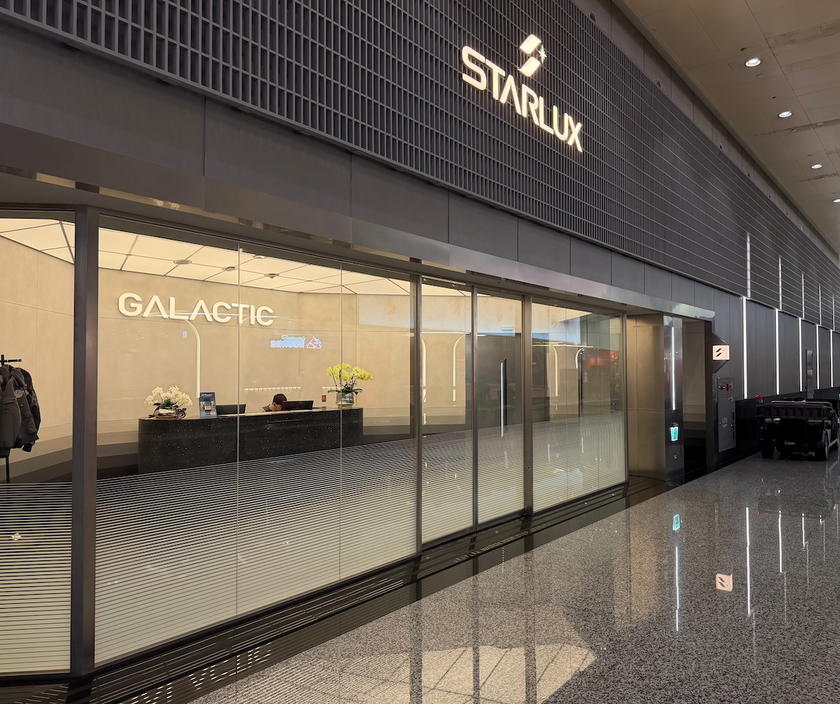 Exterior entrance of the Starlux Galactic Lounge at Taipei Taoyuan Airport