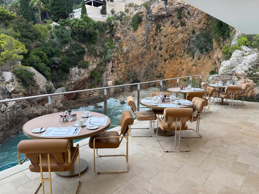 Seating layout at Restaurant Pjerin at Villa Dubrovnik