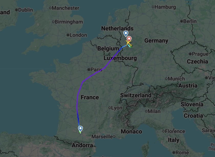 Map showing the Eurowings flight's second diversion from Toulouse to Cologne