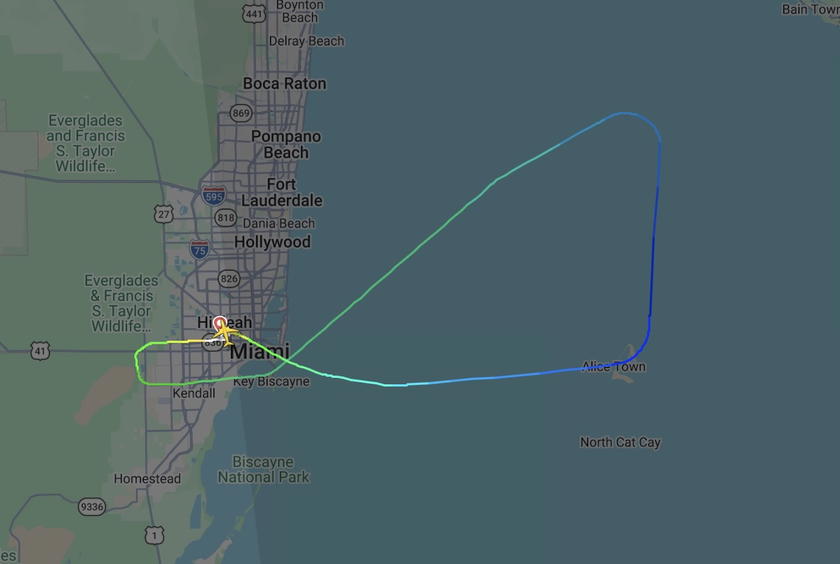 Flight tracking map of American flight AA339 turning back to Miami shortly after departing for Georgetown, Guyana