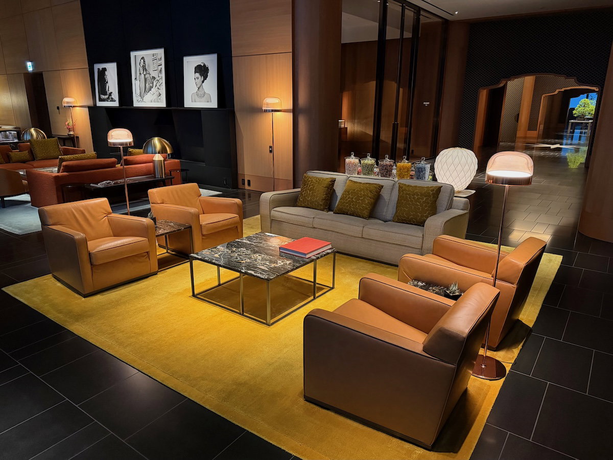 Another corner of the Bulgari Lounge with guests seated