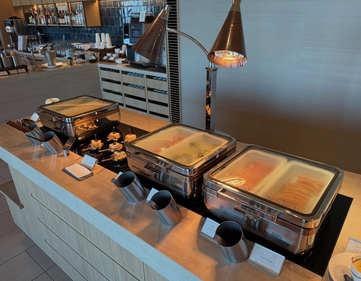 Hot dishes at the Osaka Station Hotel Specialty Salon breakfast