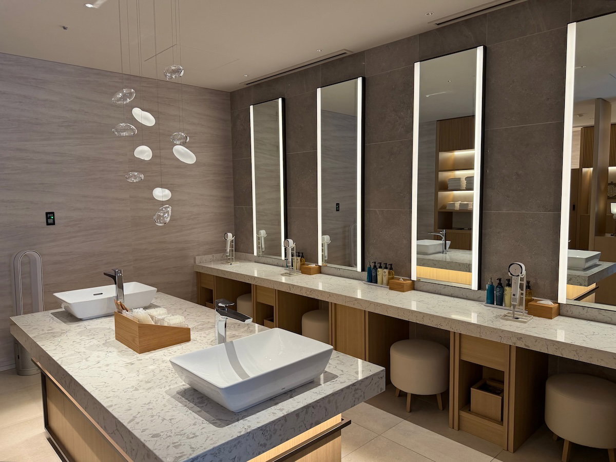 Changing area at the Ofuro bathhouse with shower stations