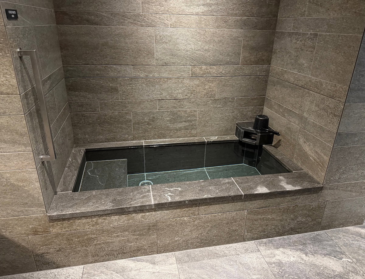 Cold plunge pool in the Ofuro bathhouse