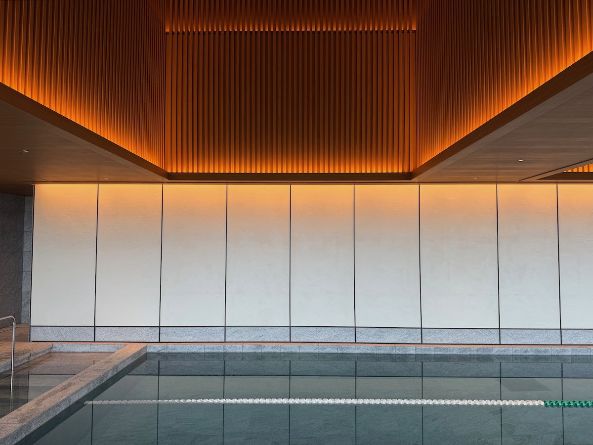 Design details of the indoor pool area at Patina Osaka