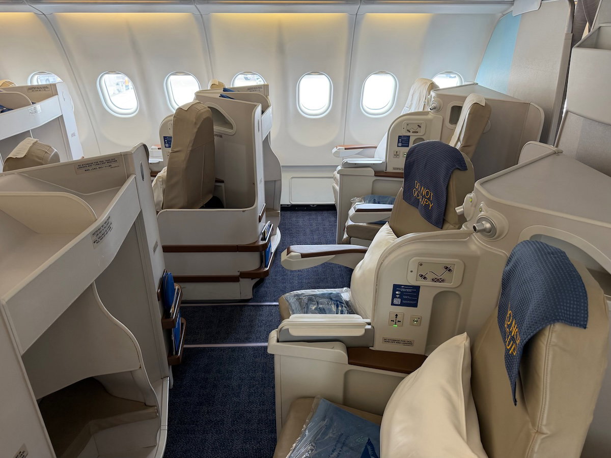 Center seat headrest marked "do not occupy" in Philippine Airlines A330 business class
