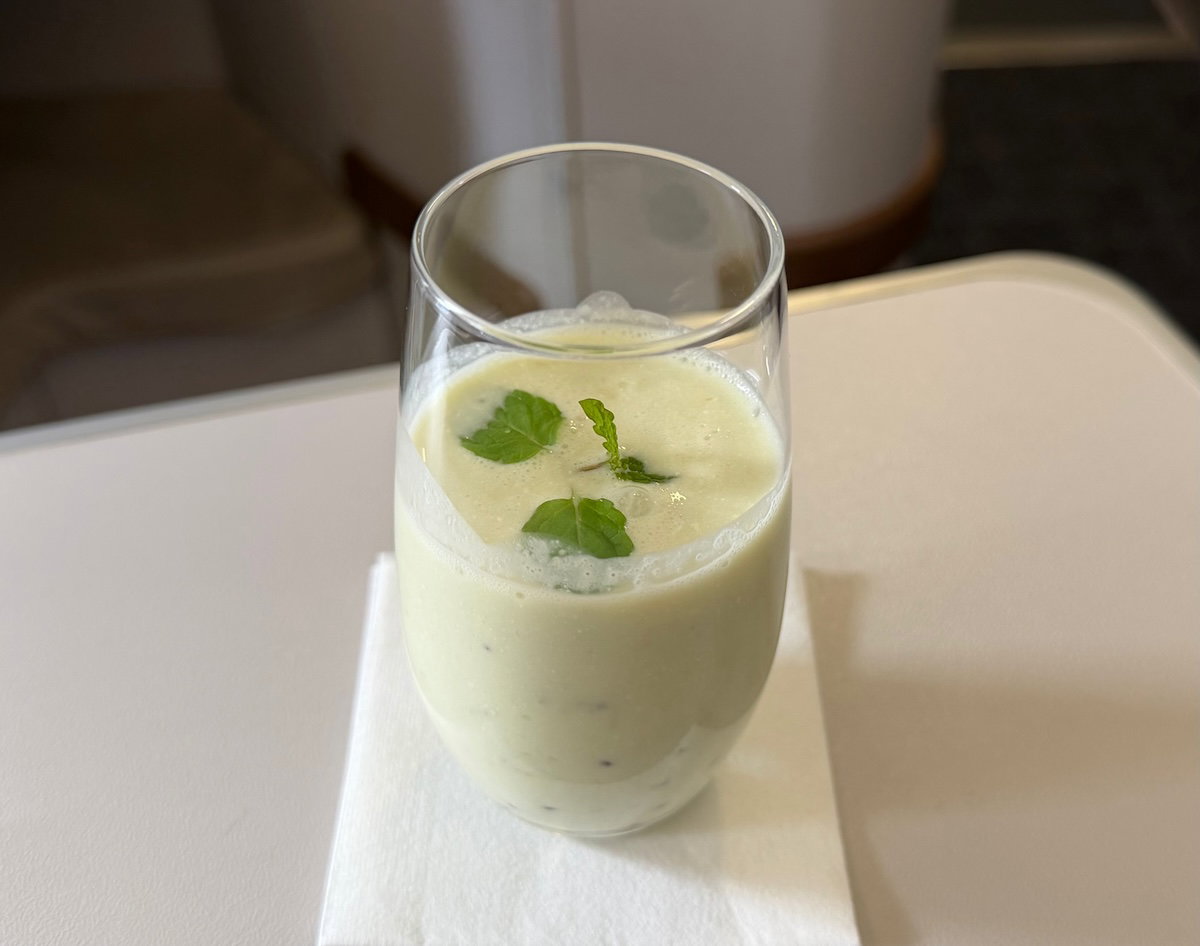Pre-departure drink served in Philippine Airlines business class